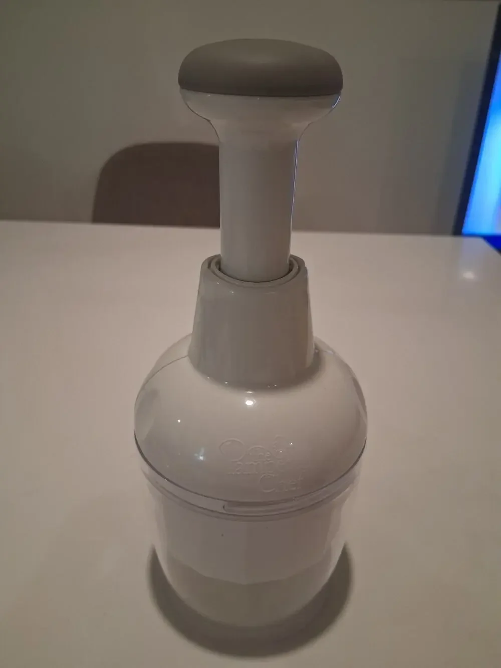 Pampered Chef Hand Push Food Chopper Dicer Mincer White Model 2585 Tested Works